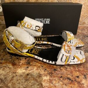 Versace Jeans Collection Women's White and Gold Sandals